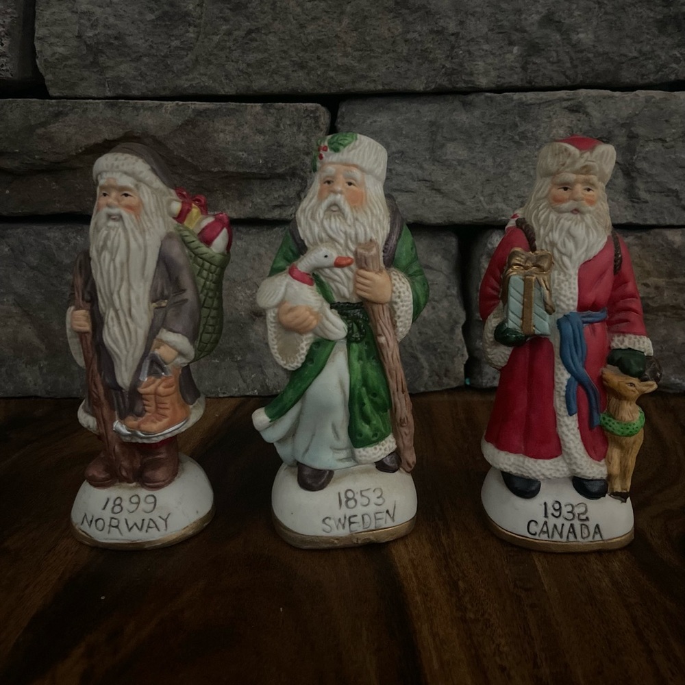 Old World Santa set of 3